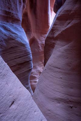 Wind Pebble Canyon Slot 2